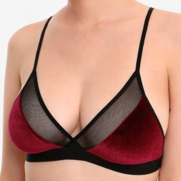 🚫SOLD🚫nwt vamp BURGUNDY redblack VELVET BRALETTE - Picture 2 of 5
